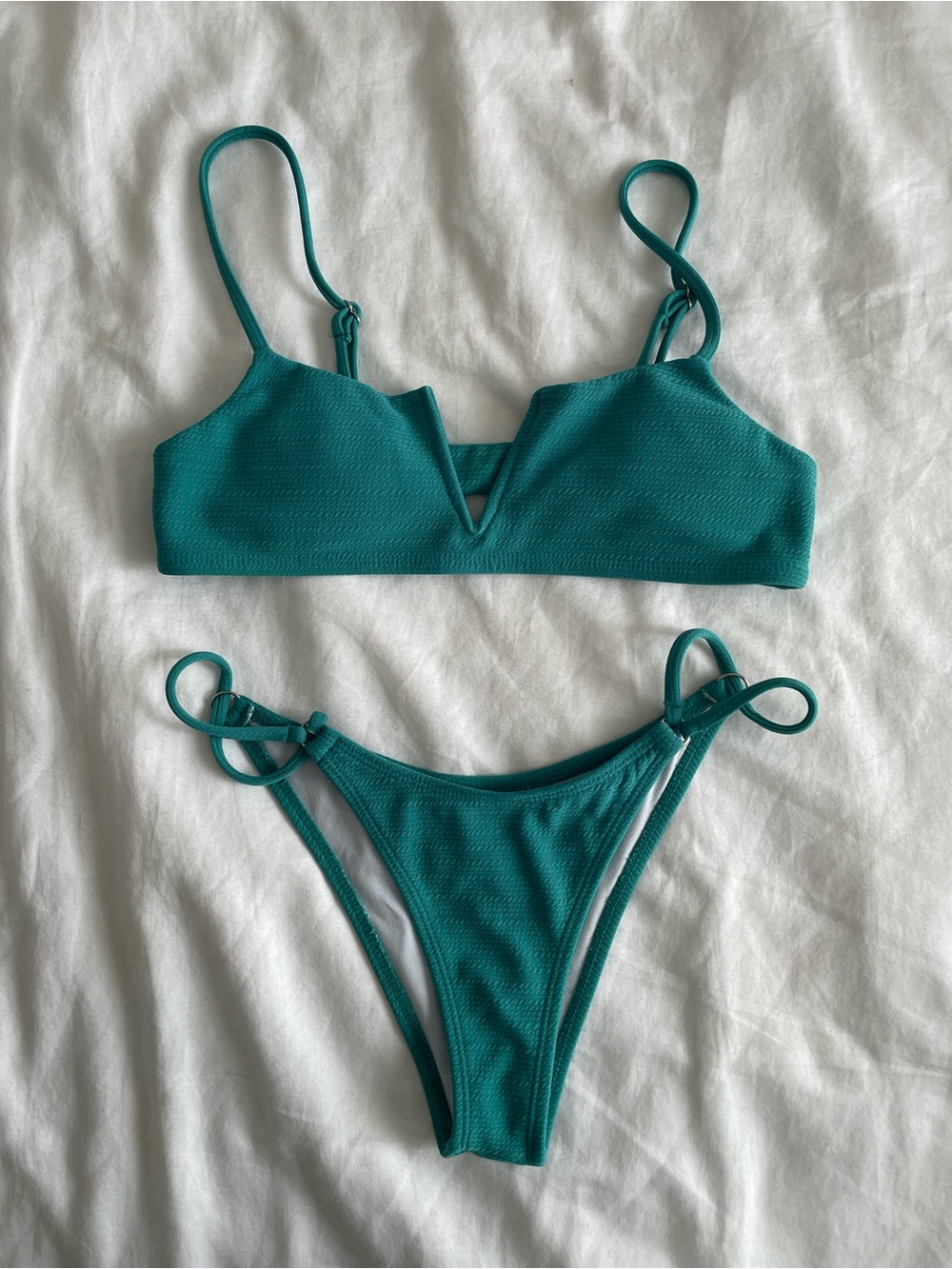 Green Ribbed V-Notch Bikini Set - Picture 4 of 5